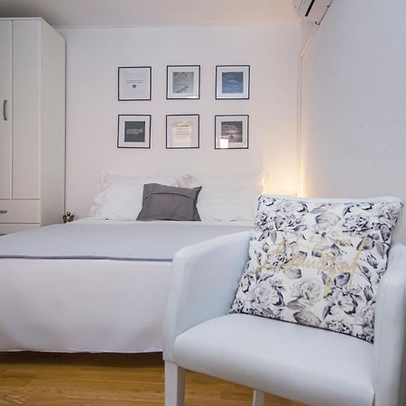 Apartmani Leo-Marin マカルスカ エクステリア 写真