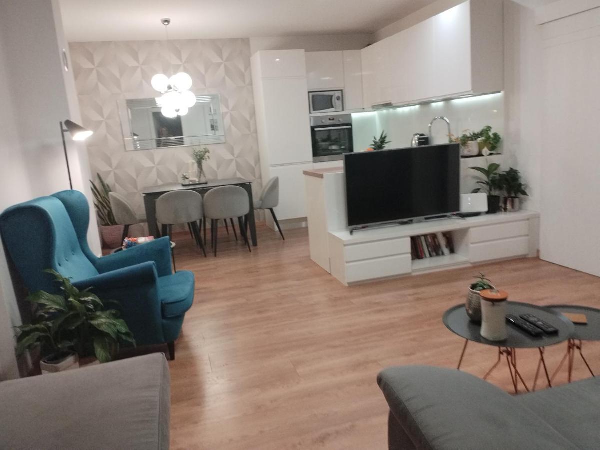 Apartmani Leo-Marin マカルスカ エクステリア 写真