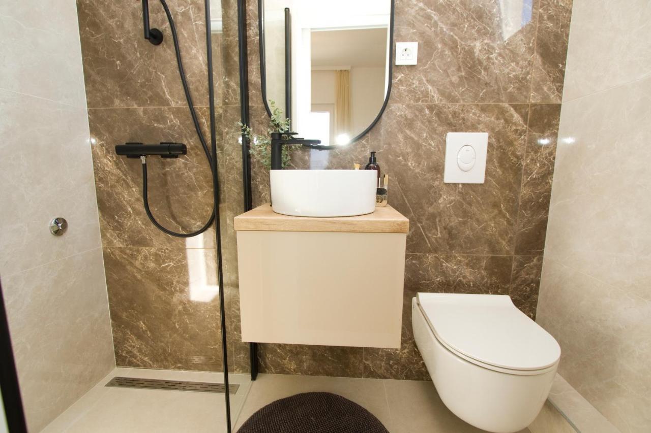 Apartmani Leo-Marin マカルスカ エクステリア 写真