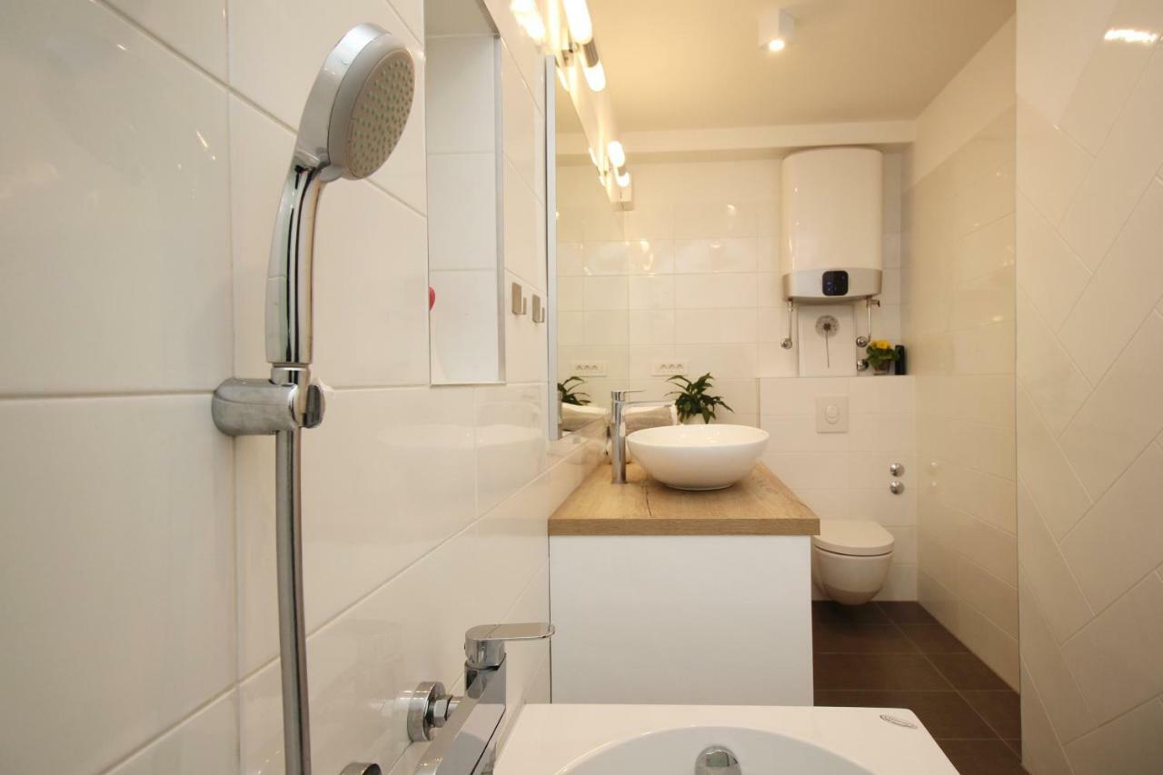 Apartmani Leo-Marin マカルスカ エクステリア 写真